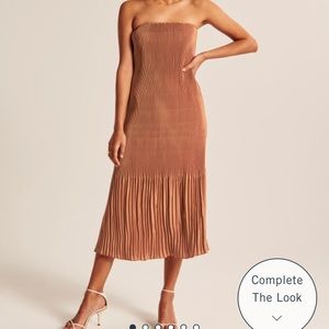 Abercrombie and Fitch strapless pleat midi dress